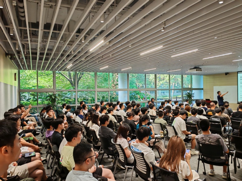 提前布局 精细服务 上科大2026届秋招实现火热开局